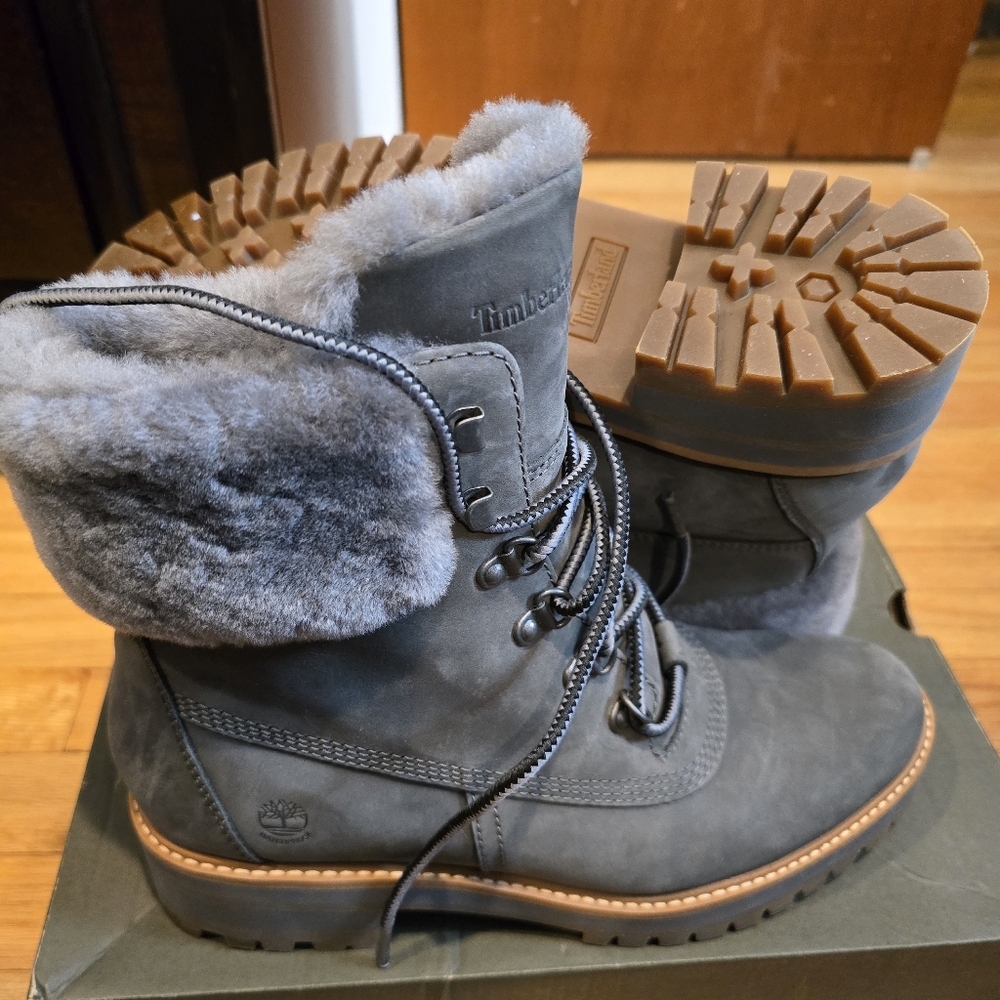 Timberland - Courmayeur Valley Shearling Boot - Grey Nubuck